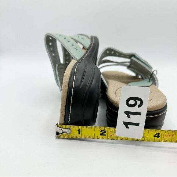 Hueneph Women's Comfort Leather Slides Lightweight Flat Sandals Slip On Casual - Picture 10 of 11